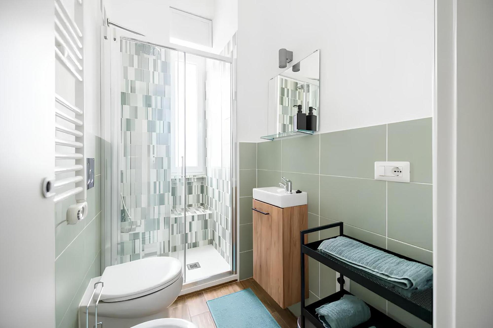 Santa Giulia Suite - 15 Minutes From City Centre Милан Экстерьер фото