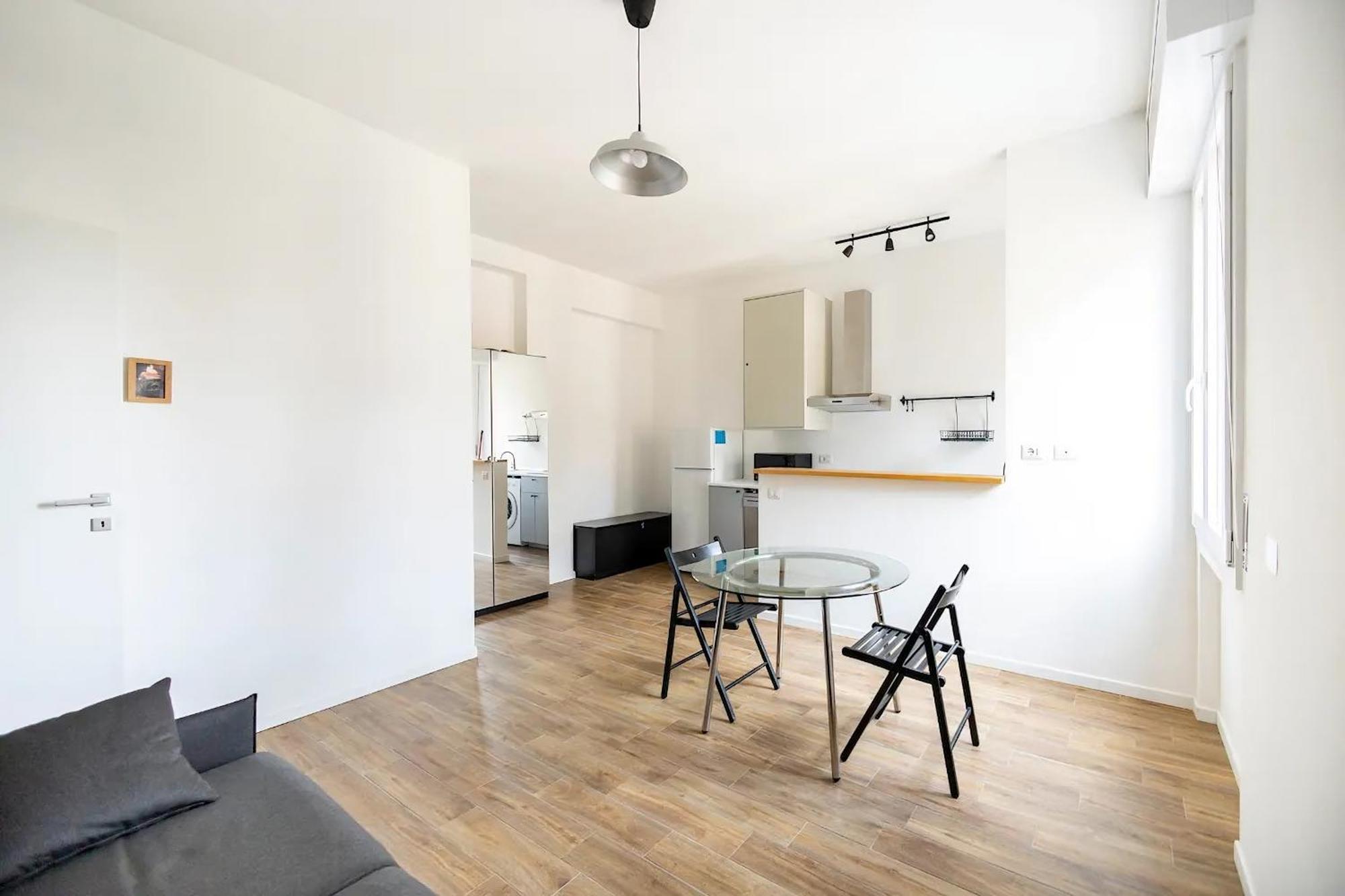 Santa Giulia Suite - 15 Minutes From City Centre Милан Экстерьер фото