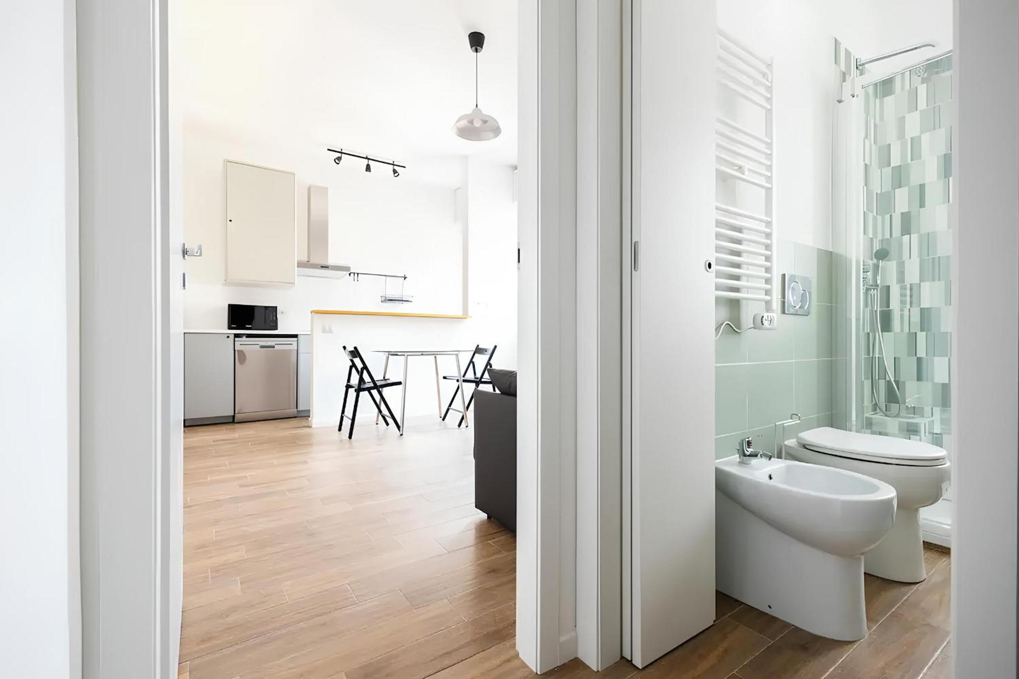 Santa Giulia Suite - 15 Minutes From City Centre Милан Экстерьер фото